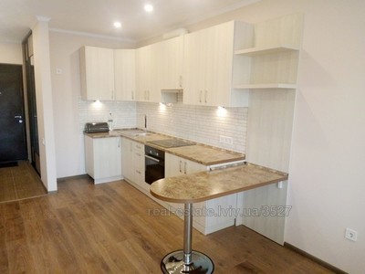 Rent an apartment, Lipinskogo-V-vul, Lviv, Shevchenkivskiy district, id 5018303