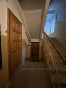 Buy an apartment, Stalinka, Lukasha-M-vul, Lviv, Galickiy district, id 4995091