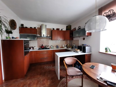Buy an apartment, Shevchenka-T-vul, Lviv, Shevchenkivskiy district, id 4641329