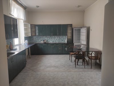 Rent an apartment, Austrian luxury, Levickogo-K-vul, Lviv, Lichakivskiy district, id 4702926