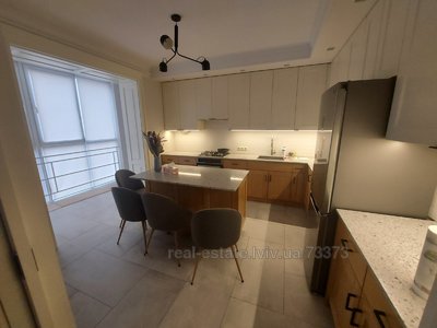 Rent an apartment, Khmelnickogo-B-vul, Lviv, Shevchenkivskiy district, id 4920693