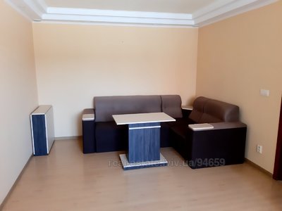 Rent an apartment, Dormitory, Zubrivska-vul, 28, Lviv, Sikhivskiy district, id 4855724