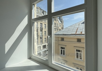 Buy an apartment, Building of the old city, Brativ-Rogatinciv-vul, Lviv, Galickiy district, id 4777076