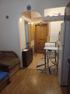 Rent an apartment, Building of the old city, Gliboka-vul, Lviv, Frankivskiy district, id 4846571