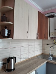 Rent an apartment, Stalinka, Shevchenka-T-vul, Lviv, Shevchenkivskiy district, id 5030696