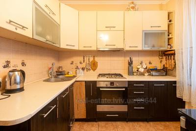 Buy an apartment, Czekh, Tarnavskogo-M-gen-vul, Lviv, Galickiy district, id 4643499