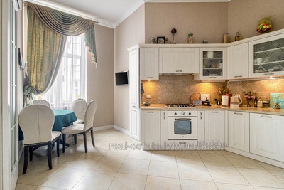 Buy an apartment, Pekarska-vul, Lviv, Galickiy district, id 4666067