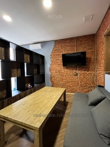 Buy an apartment, Knyazya-Romana-vul, Lviv, Galickiy district, id 4942820