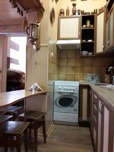 Rent an apartment, Shevchenka-T-prosp, Lviv, Galickiy district, id 4872992