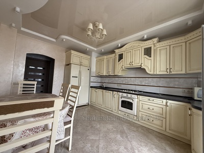 Rent an apartment, Mazepi-I-getm-vul, Lviv, Shevchenkivskiy district, id 5152410