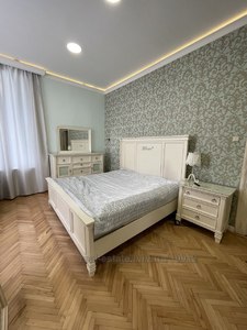 Rent an apartment, Austrian luxury, Kirila-i-Mefodiya-vul, Lviv, Galickiy district, id 4682941