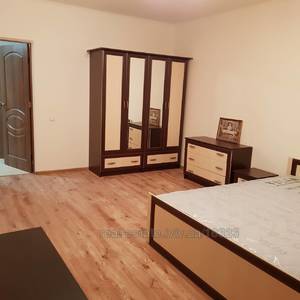 Rent an apartment, Khmelnickogo-B-vul, Lviv, Shevchenkivskiy district, id 4641026