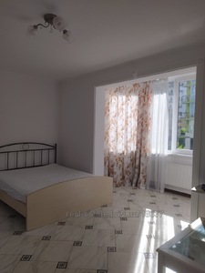 Rent an apartment, Yaroslava-Mudrogo-vul, Lviv, Galickiy district, id 4733817