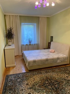 Rent an apartment, Mansion, Kurortna-Street, Bryukhovichi, Lvivska_miskrada district, id 4894500