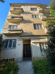 Buy an apartment, Stalinka, Shevchenka-T-vul, Lviv, Shevchenkivskiy district, id 4701225