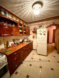 Rent an apartment, Czekh, Antonicha-BI-vul, Lviv, Sikhivskiy district, id 5043109