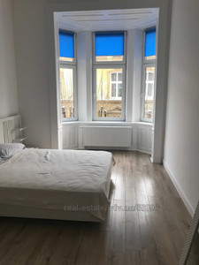 Rent an apartment, Austrian, Kovzhuna-P-vul, Lviv, Galickiy district, id 4633312