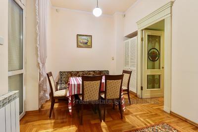 Buy an apartment, Austrian luxury, Geroiv-Maidanu-vul, Lviv, Galickiy district, id 4859354