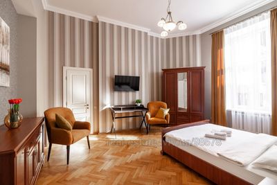 Rent an apartment, Austrian luxury, Shevchenka-T-prosp, Lviv, Galickiy district, id 4870746