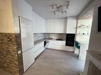 Rent an apartment, Striyska-vul, Lviv, Frankivskiy district, id 5018341