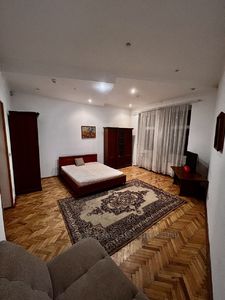 Rent an apartment, Austrian luxury, Lukiyanovicha-D-vul, Lviv, Galickiy district, id 5068200