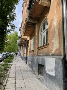 Buy an apartment, Polish, Tarnavskogo-M-gen-vul, Lviv, Galickiy district, id 4677206