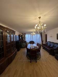 Buy an apartment, Building of the old city, Sakharova-A-akad-vul, Lviv, Frankivskiy district, id 5030687