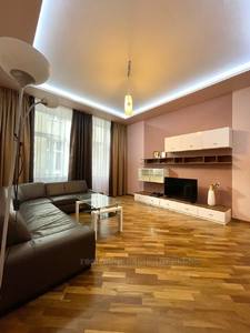 Rent an apartment, Austrian, Kopernika-M-vul, Lviv, Galickiy district, id 4841563