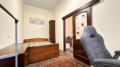 Rent an apartment, Austrian, Gorodocka-vul, Lviv, Galickiy district, id 4645309