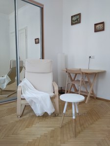 Rent an apartment, Austrian, Filatova-V-akad-vul, Lviv, Lichakivskiy district, id 2155929
