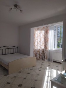 Rent an apartment, Yaroslava-Mudrogo-vul, Lviv, Galickiy district, id 4710849