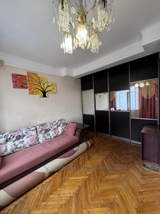Rent an apartment, Stalinka, Chornovola-V-prosp, Lviv, Galickiy district, id 4716996
