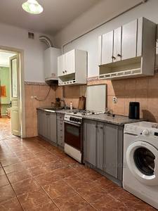 Rent an apartment, Building of the old city, Zaliznichna-vul, Lviv, Zaliznichniy district, id 5111164