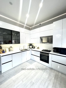 Buy an apartment, Karmelyuka-U-vul, Lviv, Lichakivskiy district, id 4789184