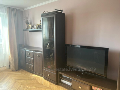 Buy an apartment, Czekh, Zubrivska-vul, Lviv, Sikhivskiy district, id 4772854