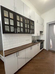 Buy an apartment, Yaroslava-Mudrogo-vul, Lviv, Shevchenkivskiy district, id 4677463