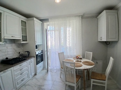 Buy an apartment, Demnyanska-vul, Lviv, Sikhivskiy district, id 4891373