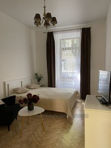 Rent an apartment, Austrian luxury, Doroshenka-P-vul, 14, Lviv, Galickiy district, id 4734492