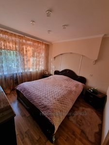 Rent an apartment, Czekh, Lipova-Aleya-vul, Lviv, Lichakivskiy district, id 4709227