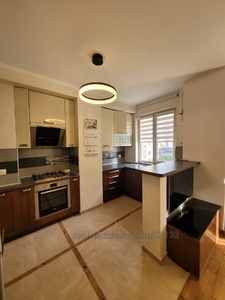 Rent an apartment, Linkolna-A-vul, Lviv, Shevchenkivskiy district, id 4880299