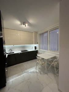 Rent an apartment, Ugorska-vul, Lviv, Sikhivskiy district, id 5122300