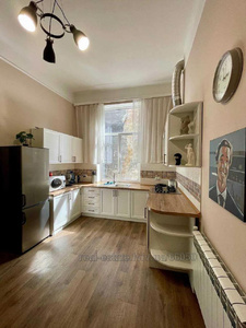 Buy an apartment, Austrian, Ogiyenka-I-vul, Lviv, Galickiy district, id 4606706