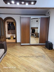 Buy an apartment, Austrian, Svyencickogo-I-vul, Lviv, Sikhivskiy district, id 5096759