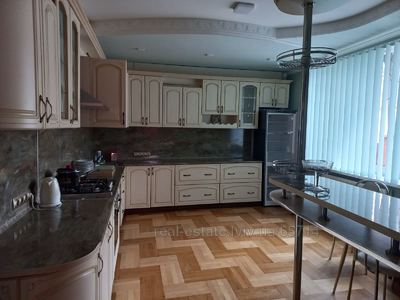 Rent a house, Zubra, Pustomitivskiy district, id 4987332