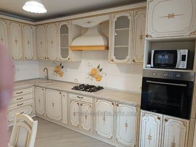 Rent an apartment, Pulyuya-I-vul, Lviv, Frankivskiy district, id 4594370