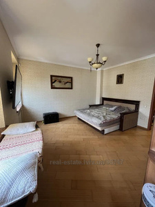 Buy an apartment, Stalinka, Zolota-vul, Lviv, Shevchenkivskiy district, id 4714363