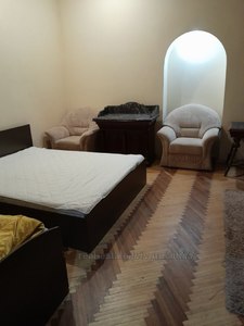 Rent an apartment, Austrian, Konovalcya-Ye-vul, Lviv, Frankivskiy district, id 4756857