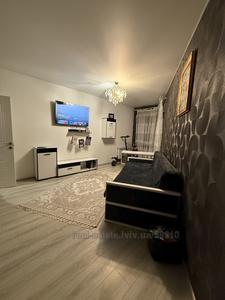 Buy an apartment, Khmelnickogo-B-vul, Lviv, Shevchenkivskiy district, id 5100869