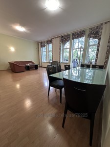 Rent an apartment, Austrian luxury, Levickogo-K-vul, Lviv, Galickiy district, id 4731584