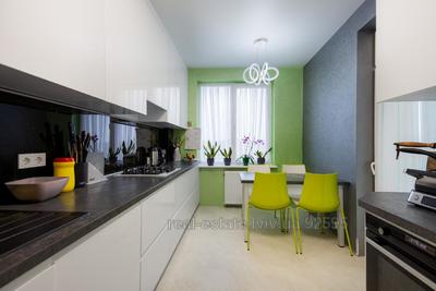 Buy an apartment, Velichkovskogo-I-vul, Lviv, Shevchenkivskiy district, id 4902412